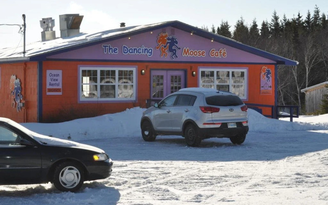 The Dancing Moose Cafe
