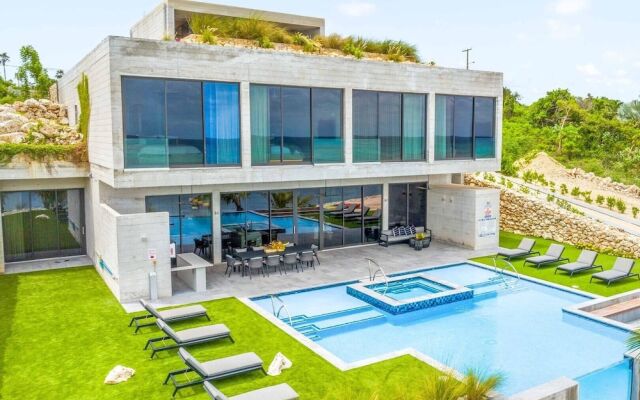 Bella Rocca 8br 8 Bedroom Home