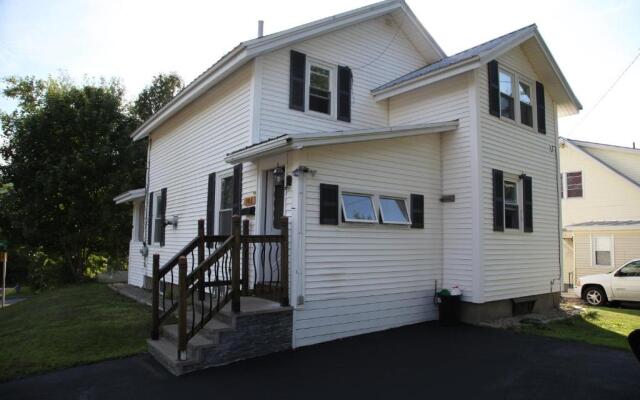 Charming Home Near Ski Areas