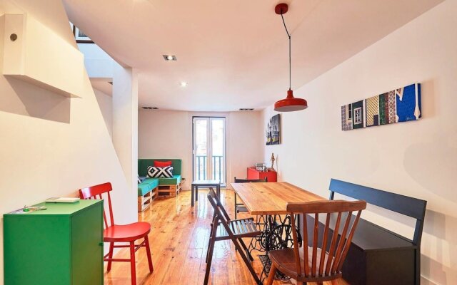 Authentic Apartment In Alfama With Terrace