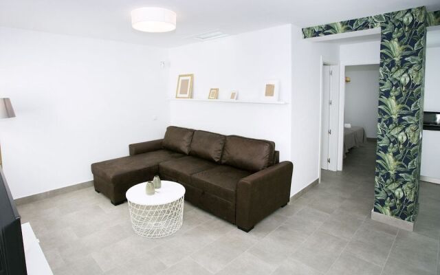 Mango & Tropical Apartment