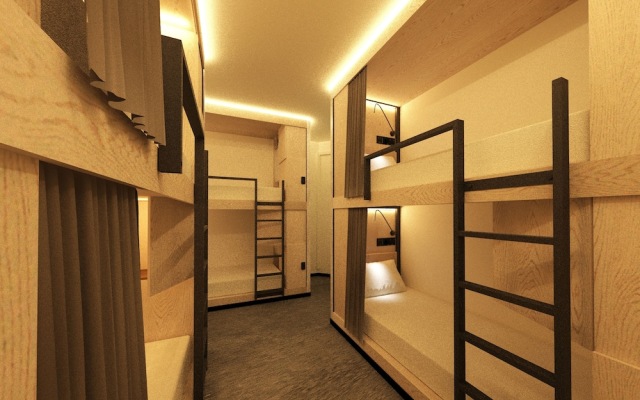 Bond Boutique Capsule Hotel at Bugis - Hostel