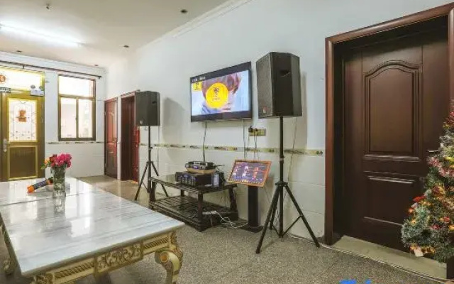 Shanghai Yuanlaixuan Homestay
