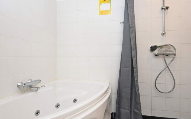 6 Person Holiday Home in Ebeltoft