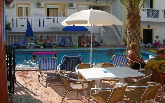 Galini Apartments and Studios