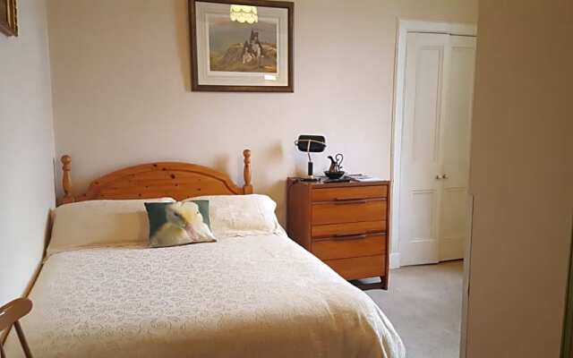 Strathcona Guesthouse