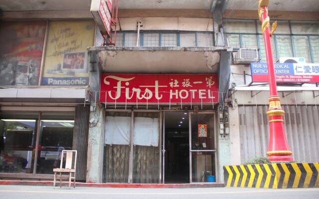 OYO 1011 First Hotel