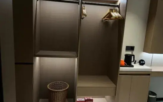 Na'Mei Hotel (Zhuhai Lishan Times Square)