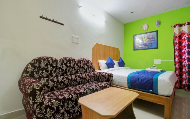Oyo 11719 Hotel Sierra