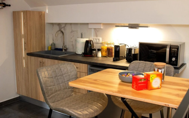 BlackStone Luxury Suites