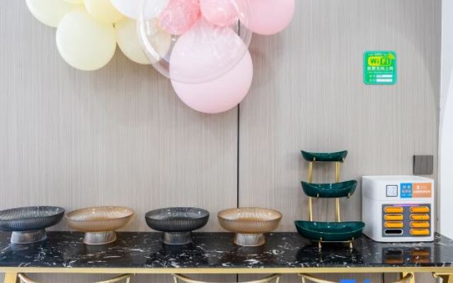 Yunshuige Lake View Pool Villa