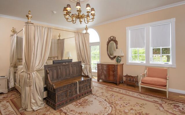 Inntiquity A Country Inn