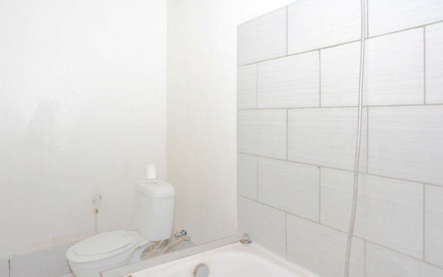 Airy Jimbaran Puri Gading Bandung Bali – Bathroom – Jimbaran