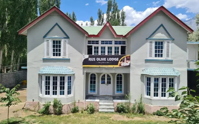 Rus Olive Lodge