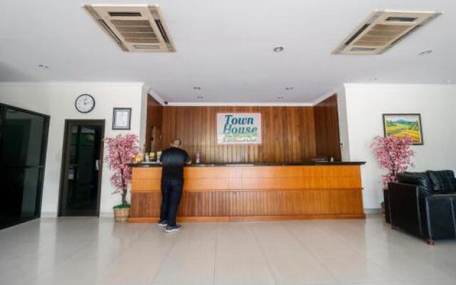 Town House Bukit Damai Indah Hotel & Residence