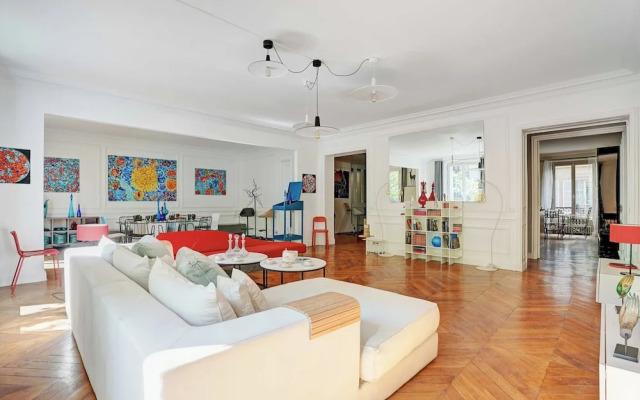 Charming Apartment - 4BR -10p- Madeleine