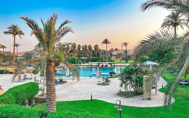 Sakkara Country Club