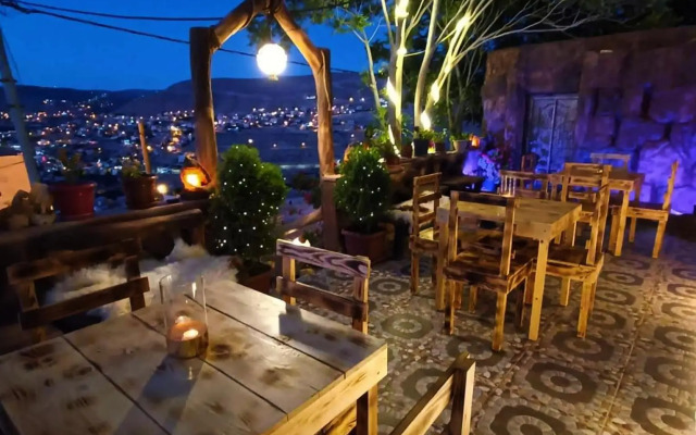 Petra Desert Dream Hotel