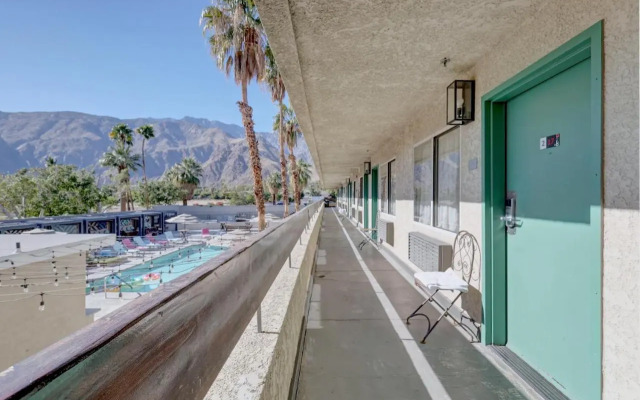 Ramada Palm Springs