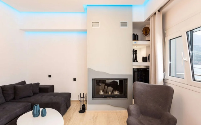 Mpali Bay View And Beach Front Apt Crete