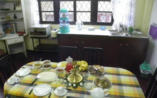 Homestay Kelvin Grove