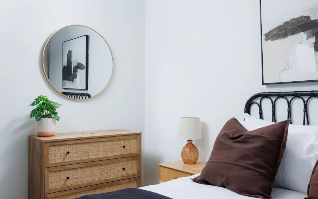 Luxury First Floor 2 bed Apartment