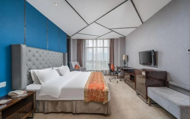 Renxin Hotel