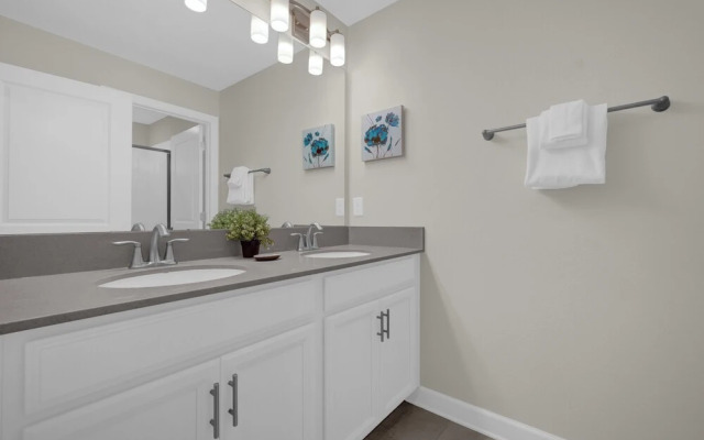 Luxury Davenport Home Perfect Family