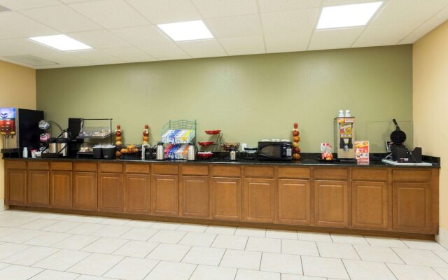 Ramada Lake Placid-Sebring Area