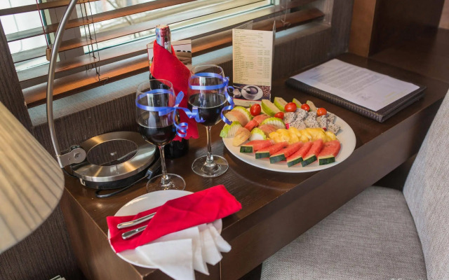 Skylark Hotel