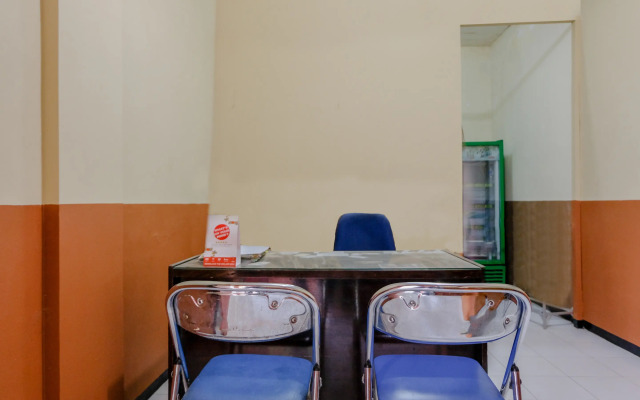 OYO 1342 Uniga Malang Family Residence