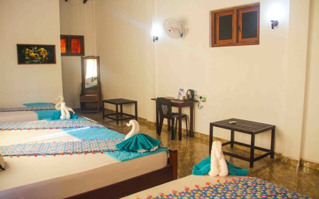 Hungry Lion Resort and Restaurant