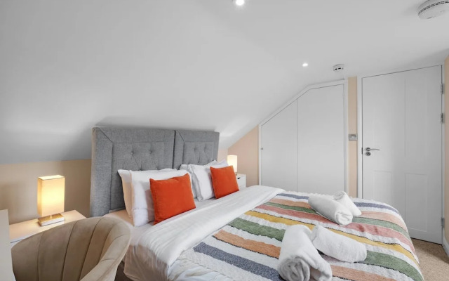 Stylish 4 Bedroom Home in Brightside Ave