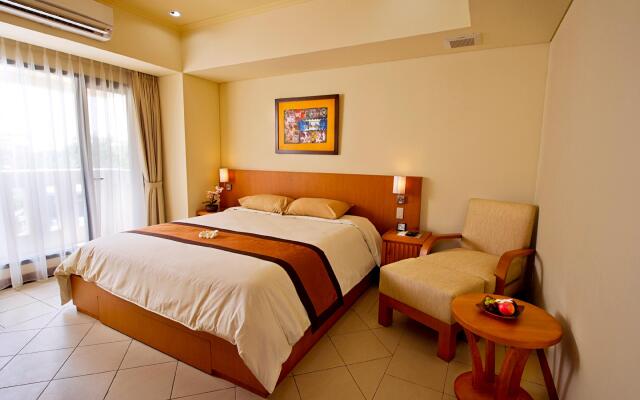Puri KIIC Golf View Hotel