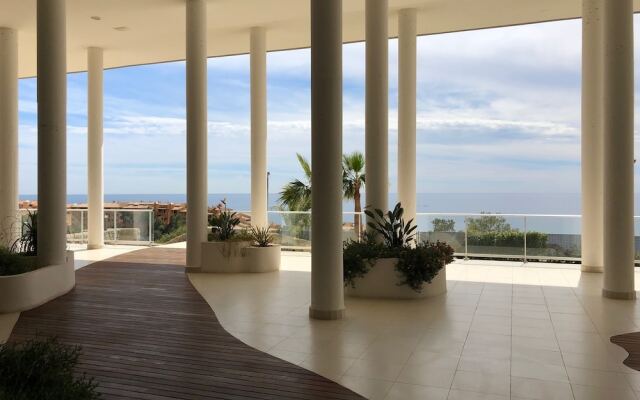 Style apartment with sea views