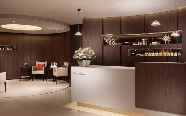 Humble House Hotel Taipei, Curio Collection by Hilton