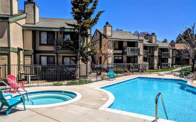 Affordable Lakeview Condo