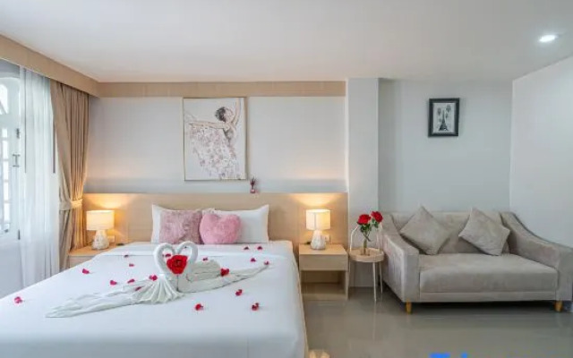 Seaside Patong House - Newly Open