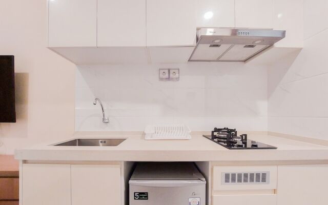 Cozy Living And Comfy Studio Sky House Bsd Apartment