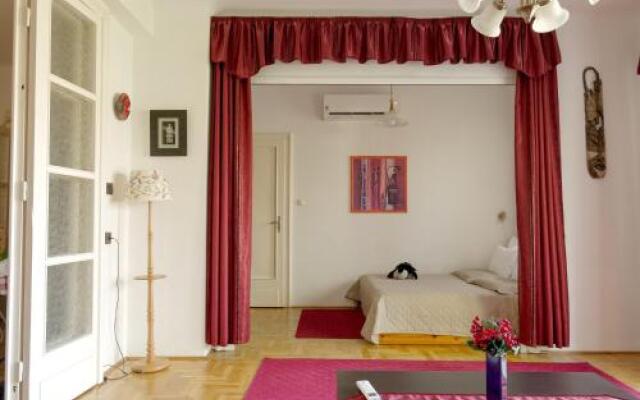 Family Buda Apartment