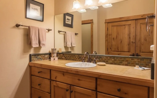 Bozeman - The Legends Chalet