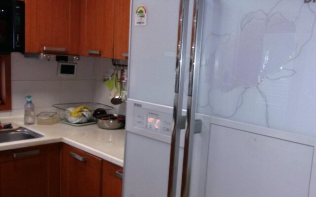 Happy Day Family Guesthouse