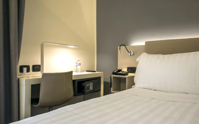 43 Station Hotel