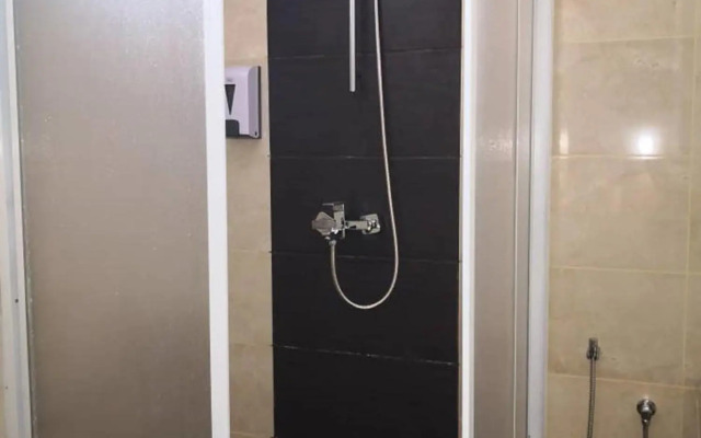 Walk In Hotel