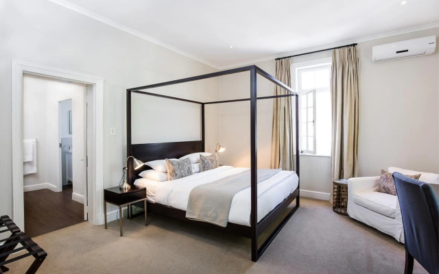 River Manor Boutique Hotel