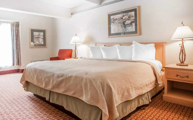 Quality Inn Lake of the Ozarks