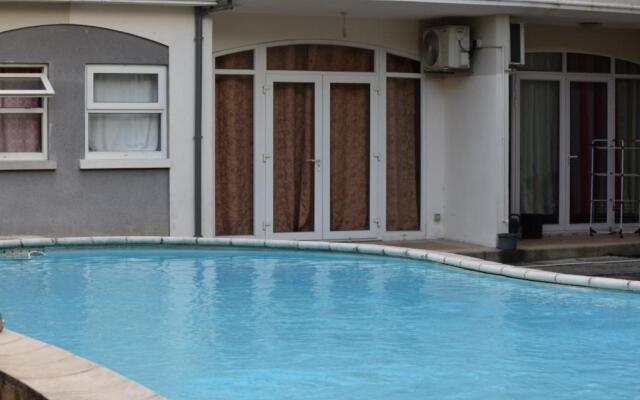 Ocean Drive Studio - Opposite the Beach