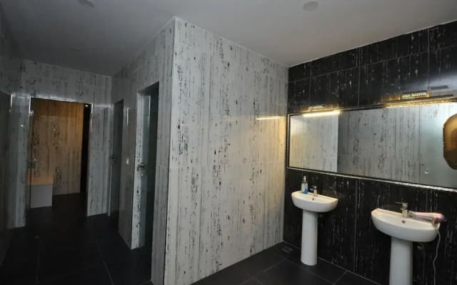 ACG Apartments