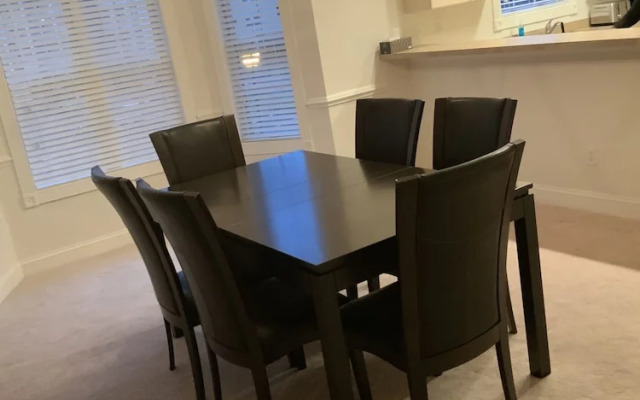 Myrtlewood by Monarch Rentals