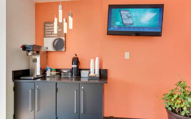 Motel 6 Kingston, TN